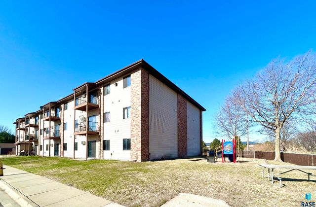 320 N Western Ave Avenue, Sioux Falls, SD 57104