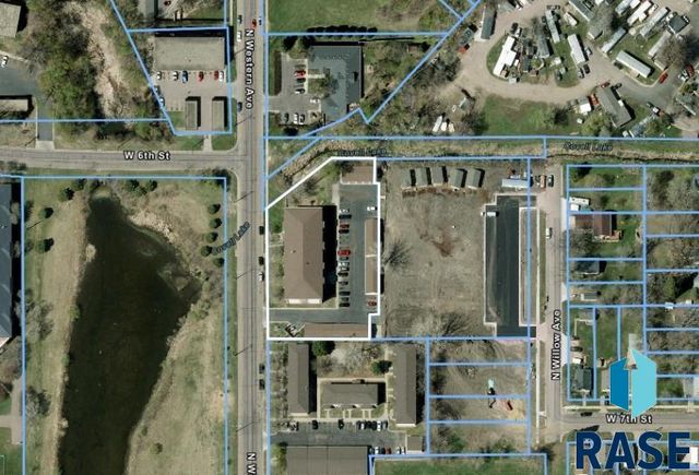 320 N Western Ave Avenue, Sioux Falls, SD 57104