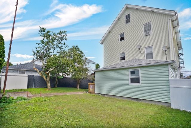 73 Arch Street, Pawtucket, RI 02860