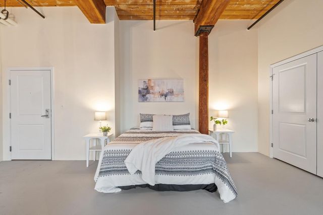 35 Riverwalk Way R103, Lowell, MA 01854