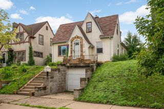 3920 15th Avenue S, Minneapolis, MN 55407