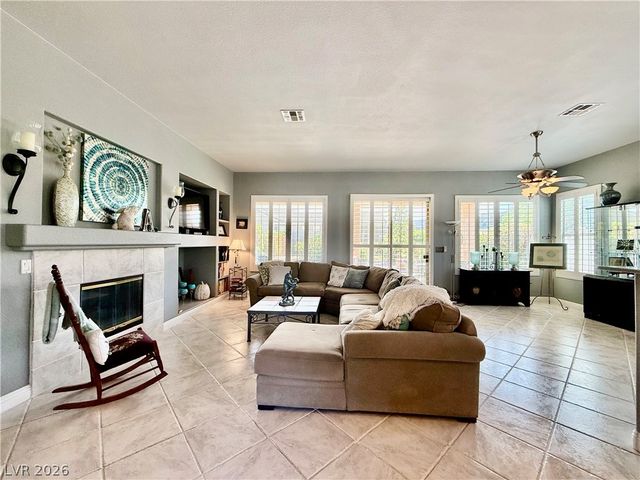 2060 Tiger Links Drive, Henderson, NV 89012