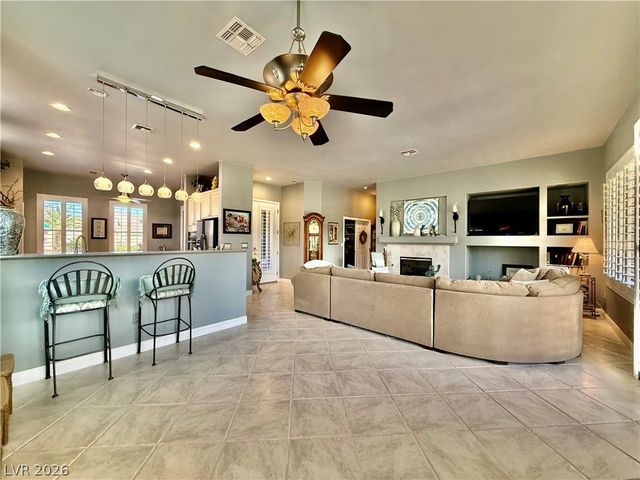 2060 Tiger Links Drive, Henderson, NV 89012