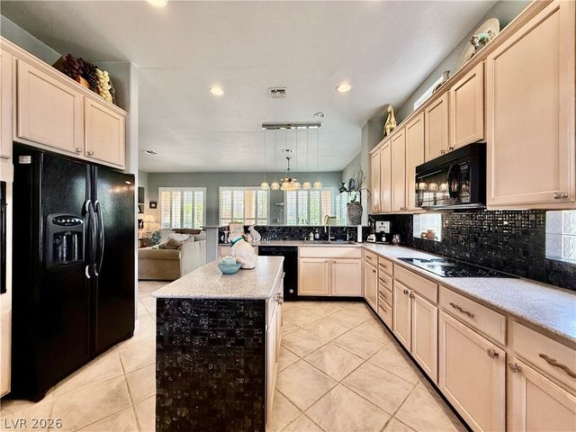 2060 Tiger Links Drive, Henderson, NV 89012