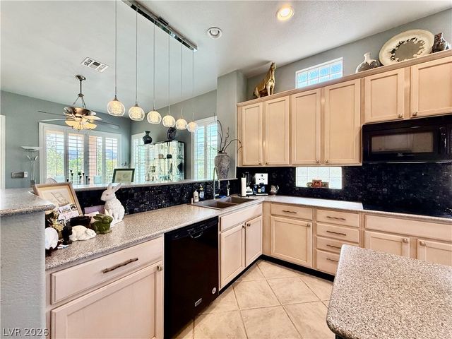 2060 Tiger Links Drive, Henderson, NV 89012