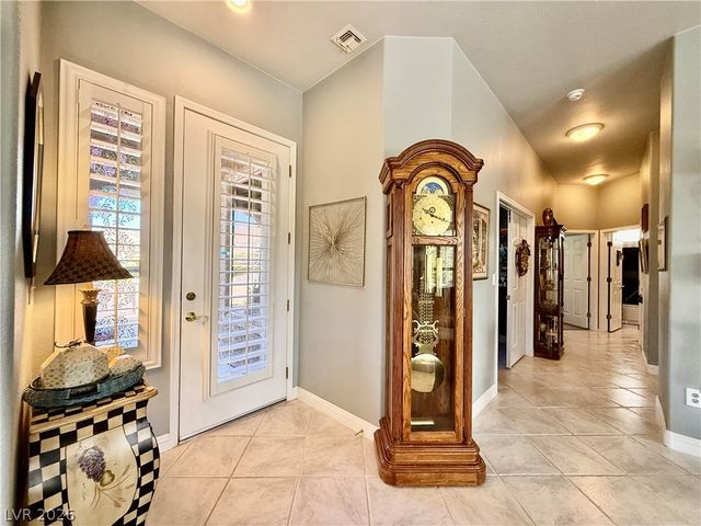 2060 Tiger Links Drive, Henderson, NV 89012