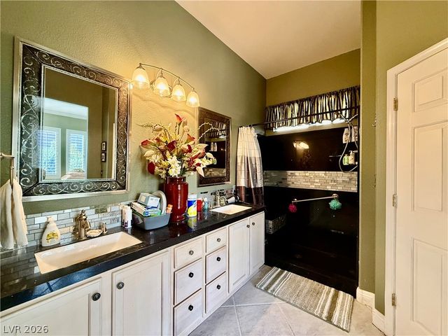 2060 Tiger Links Drive, Henderson, NV 89012