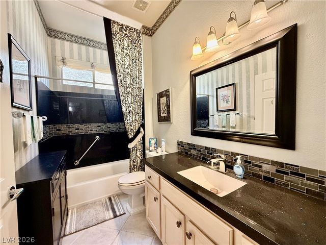 2060 Tiger Links Drive, Henderson, NV 89012