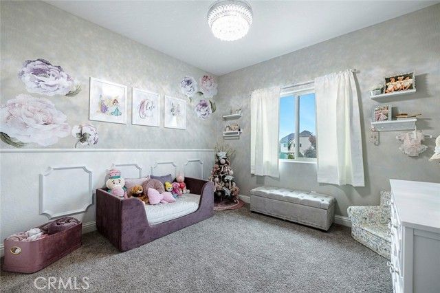 4085 Alamos, Clovis, CA 93619