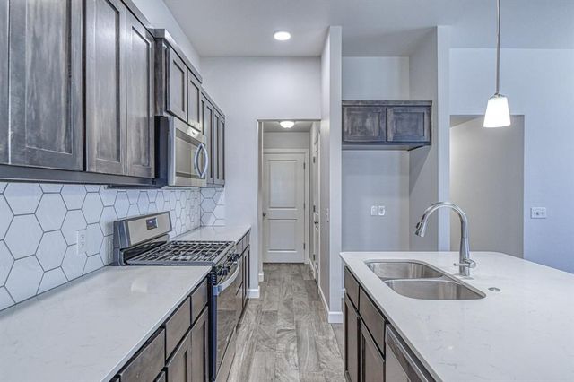 3313 Mount Nebo Drive, Yukon, OK 73099