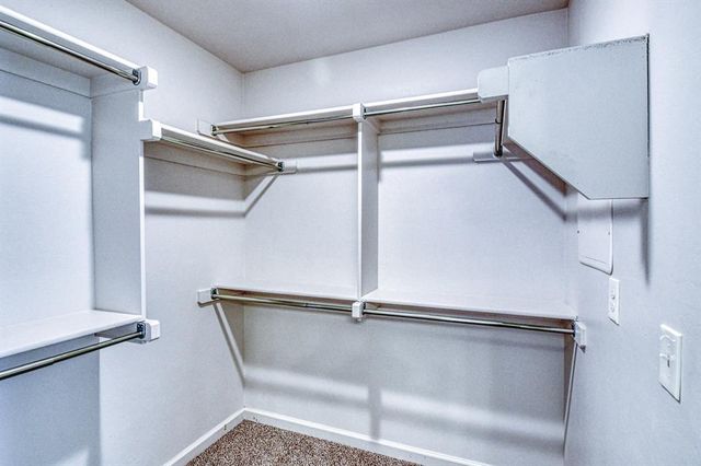 3313 Mount Nebo Drive, Yukon, OK 73099