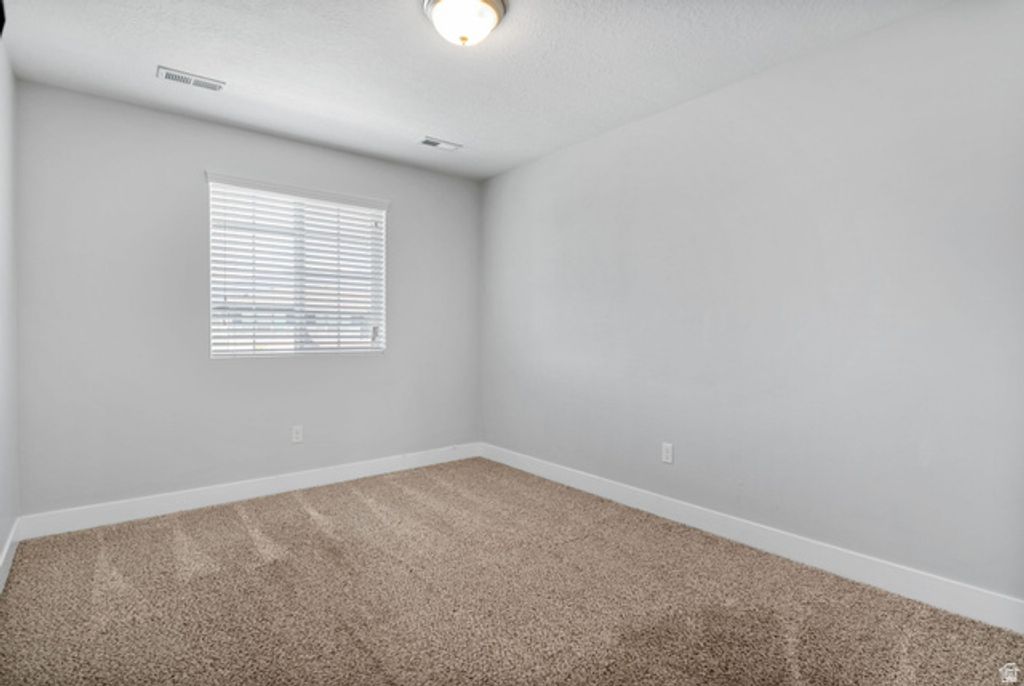 Image 23 of property listing at 152 E 580 N, Vineyard, UT 84059