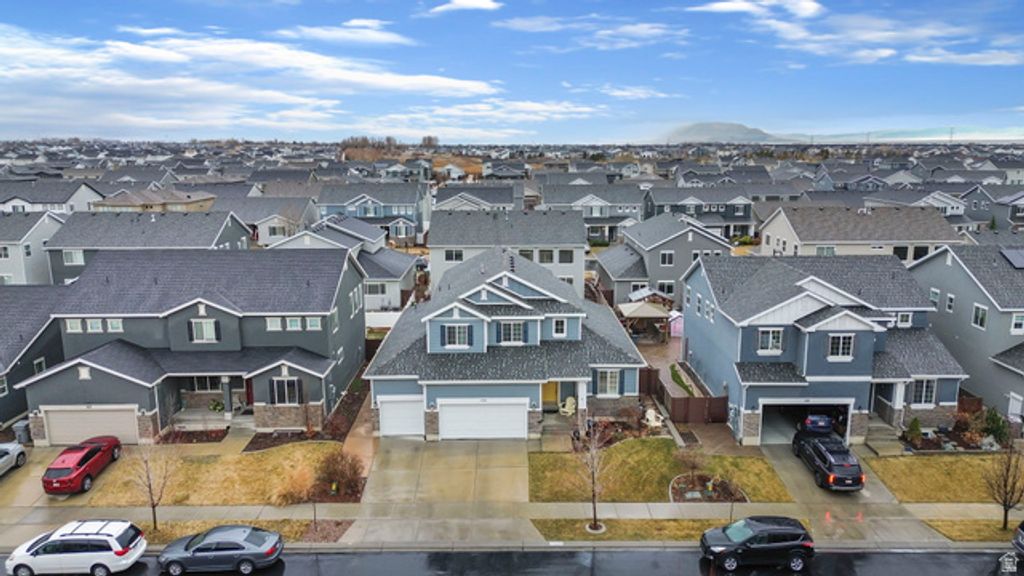 Image 45 of property listing at 152 E 580 N, Vineyard, UT 84059