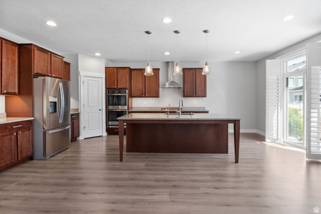 Image 8 of property listing at 152 E 580 N, Vineyard, UT 84059