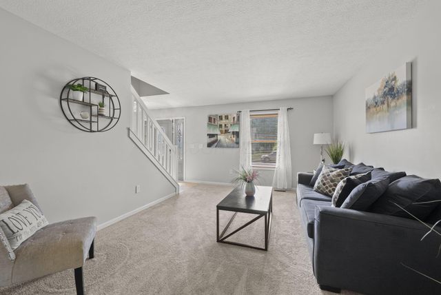 319 Fallriver Drive, Reynoldsburg, OH 43068
