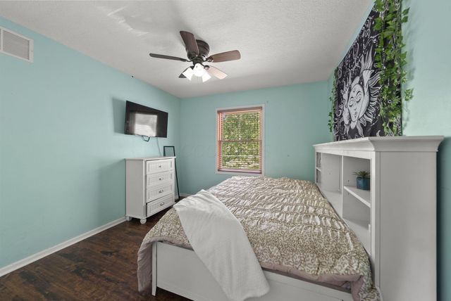 319 Fallriver Drive, Reynoldsburg, OH 43068