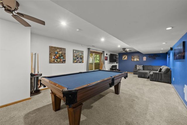 319 Fallriver Drive, Reynoldsburg, OH 43068