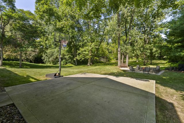 319 Fallriver Drive, Reynoldsburg, OH 43068