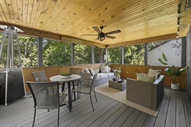 319 Fallriver Drive, Reynoldsburg, OH 43068