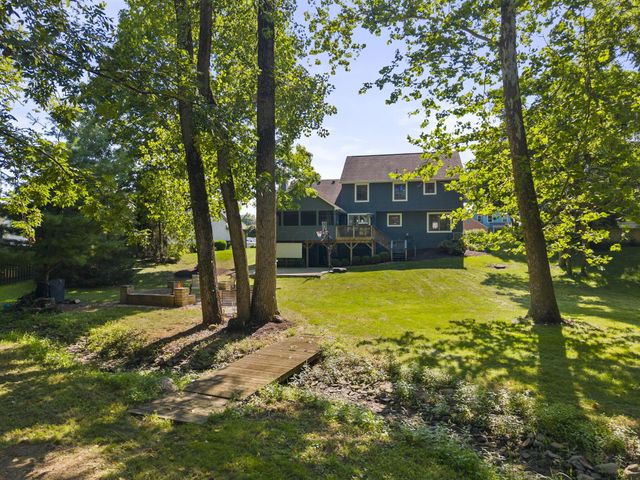 319 Fallriver Drive, Reynoldsburg, OH 43068