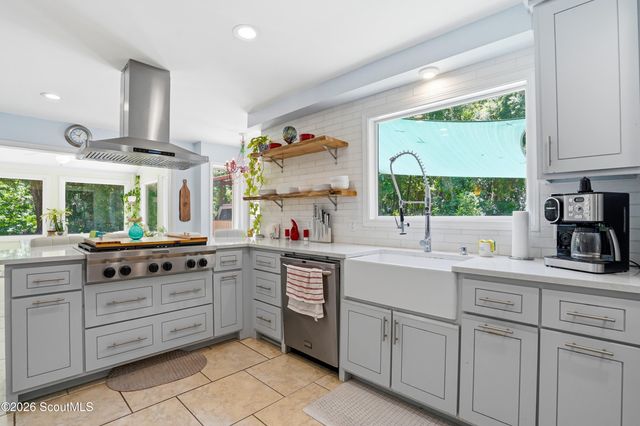 188 Saint Clair Drive, St. Simons Island, GA 31522