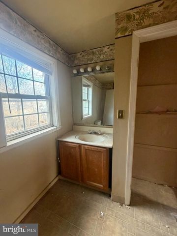 1610 LEMMON ST, Baltimore, MD 21223