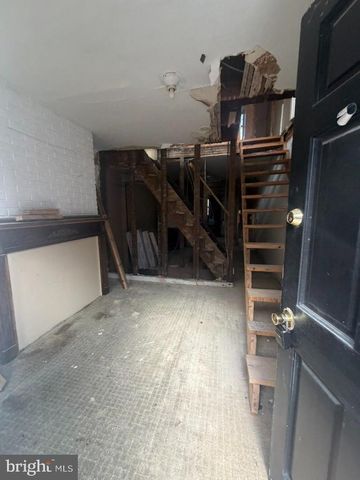 1610 LEMMON ST, Baltimore, MD 21223