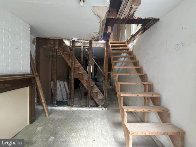 1610 LEMMON ST, Baltimore, MD 21223