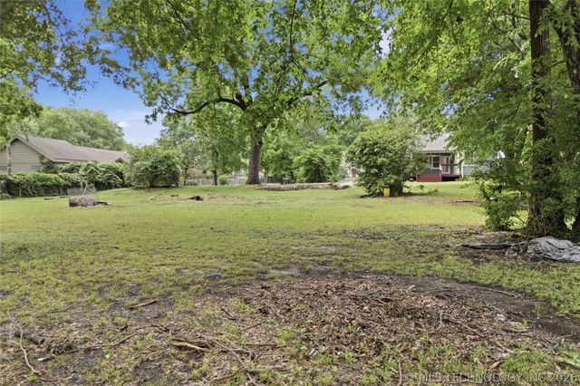2776 E 49th Street, Tulsa, OK 74105