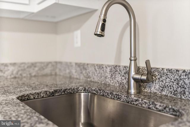 9204 BAILEY LN, Fairfax, VA 22031