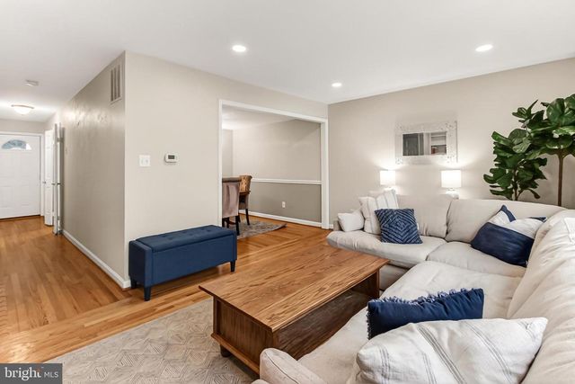 9204 BAILEY LN, Fairfax, VA 22031