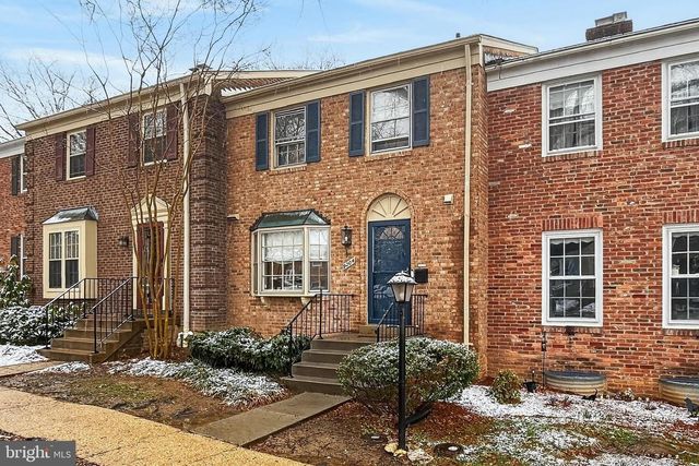 9204 BAILEY LN, Fairfax, VA 22031