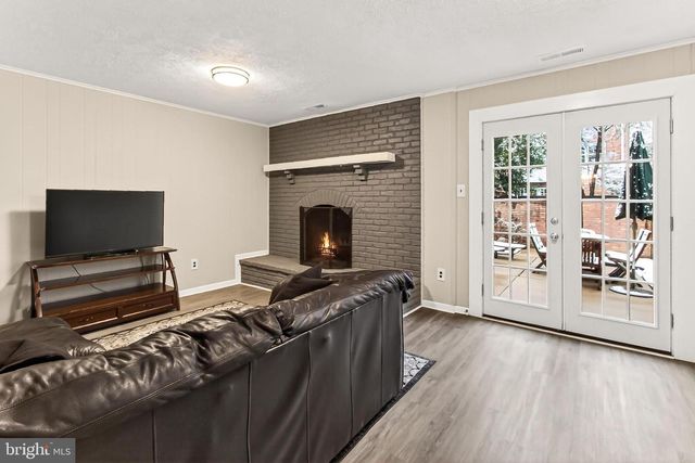 9204 BAILEY LN, Fairfax, VA 22031