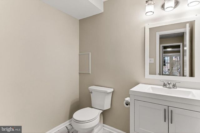 9204 BAILEY LN, Fairfax, VA 22031