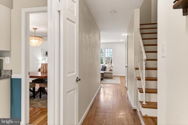 9204 BAILEY LN, Fairfax, VA 22031