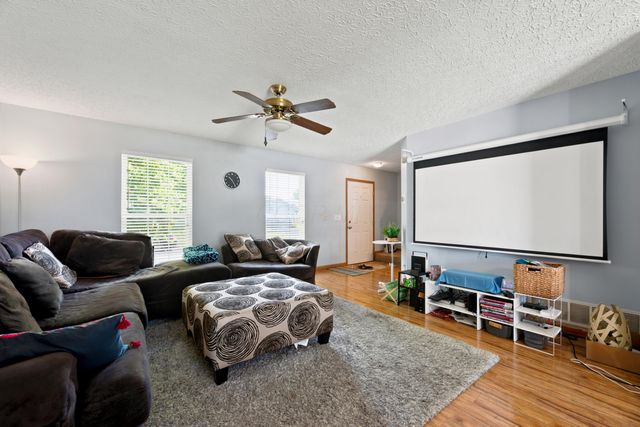 8117 Mandalay Road, Blacklick, OH 43004