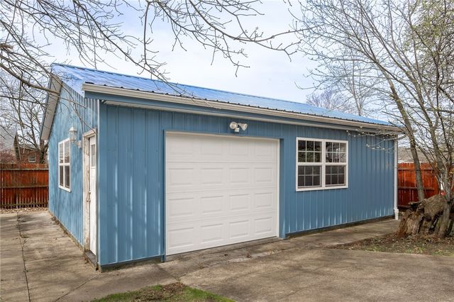 254 Maple Street, Slippery Rock Boro, PA 16057