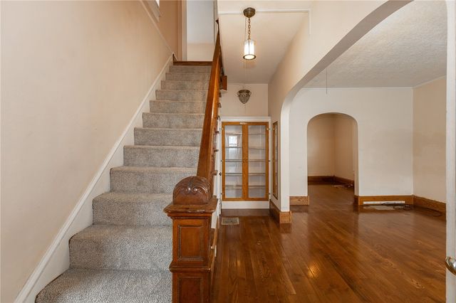 254 Maple Street, Slippery Rock Boro, PA 16057