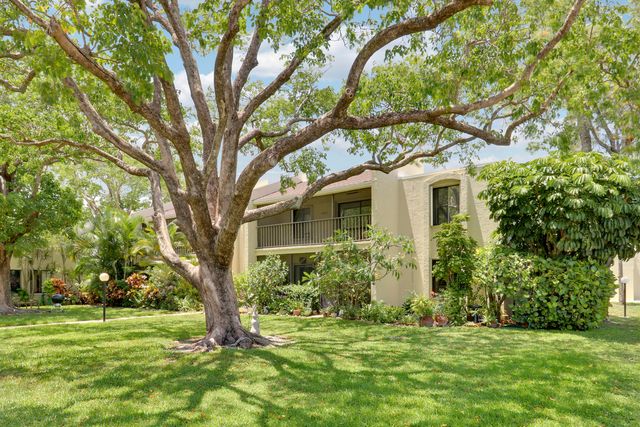 150 Pineview Road G8, Jupiter, FL 33469