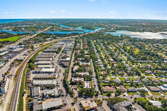 150 Pineview Road G8, Jupiter, FL 33469