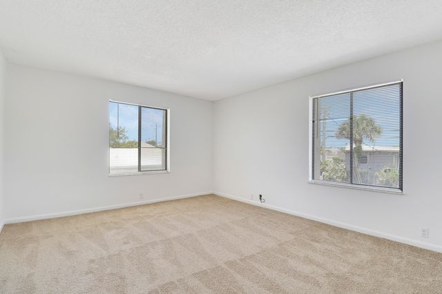 150 Pineview Road G8, Jupiter, FL 33469