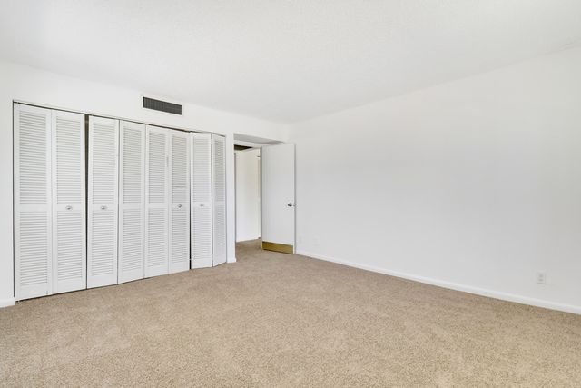 150 Pineview Road G8, Jupiter, FL 33469