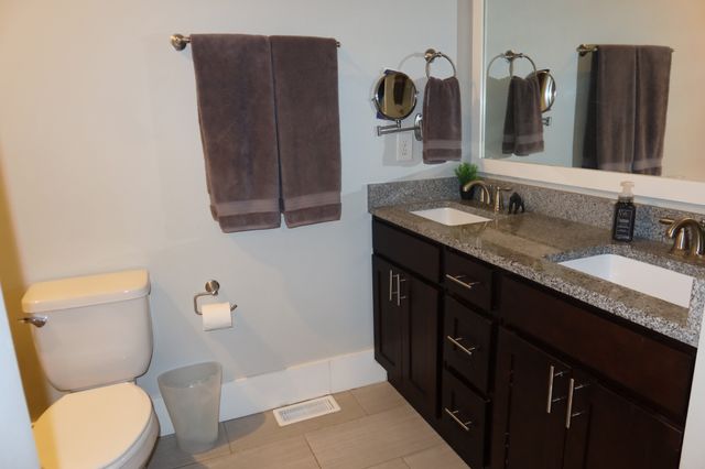 4802B Illinois Ave, Nashville, TN 37209