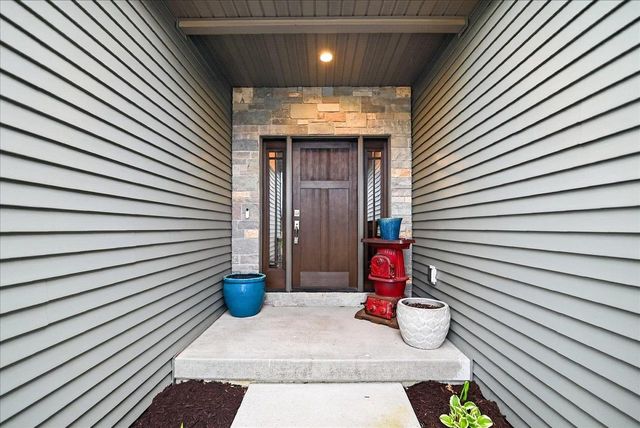 2025 Otteson Drive, Stoughton, WI 53589