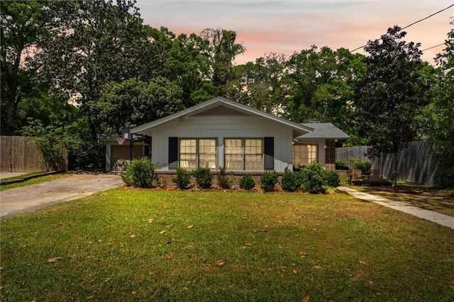 504 W Barksdale Drive, Mobile, AL 36606