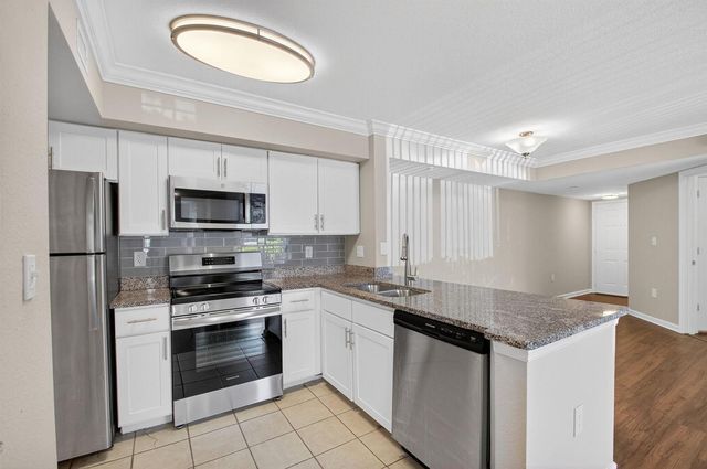 15035 Michelangelo Boulevard 105, Delray Beach, FL 33446