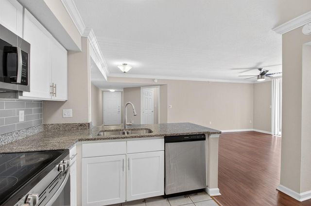 15035 Michelangelo Boulevard 105, Delray Beach, FL 33446