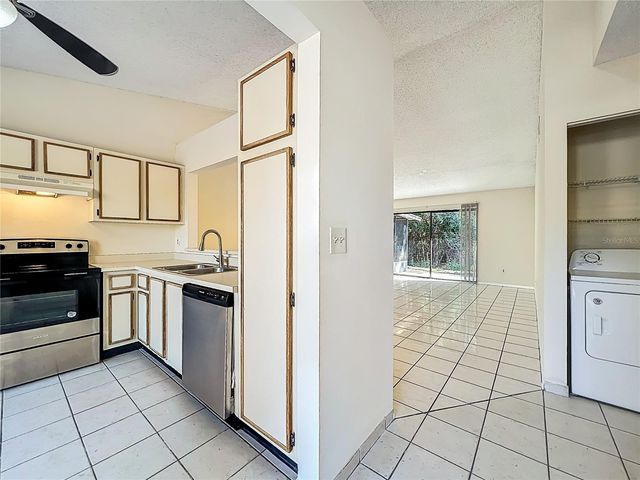 193 CREEKSIDE WAY, Orlando, FL 32824