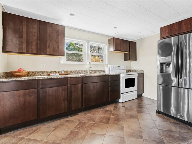 281 Richardson Road, Coventry, RI 02816