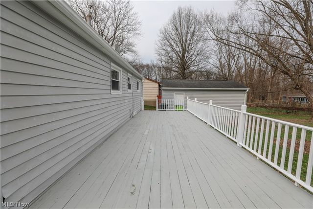 726 Artesian Avenue, Newton Falls, OH 44444